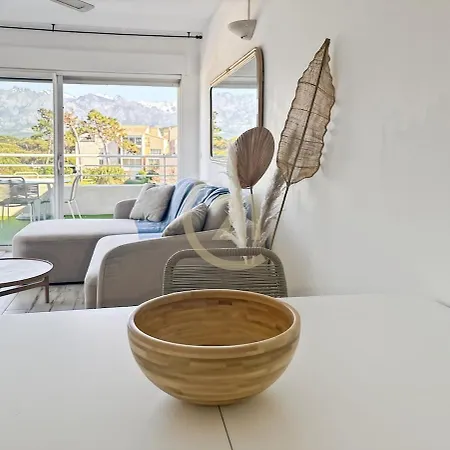 Saint-philippe T3 With Ocean View, Terrace, Within Walking Distance *