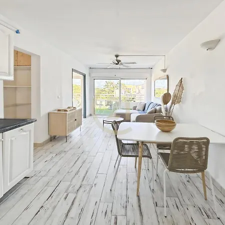 Saint-philippe T3 With Ocean View, Terrace, Within Walking Distance * Calvi (Corsica)